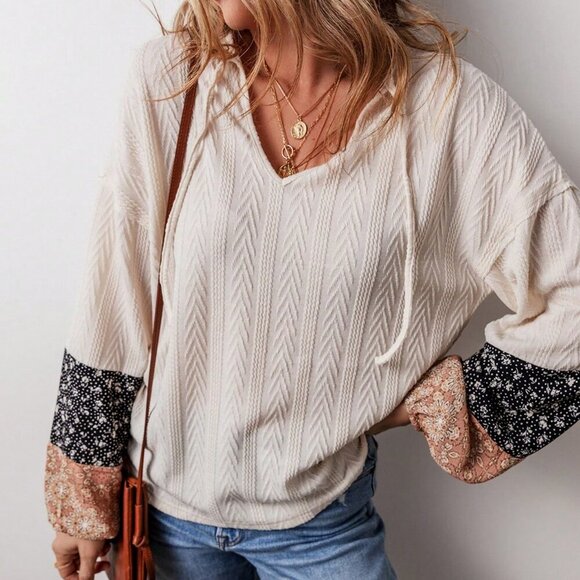 Beige Casual Women's multi Pattern Long Sleeve Loose V-Neck Pullover top - Picture 3 of 8